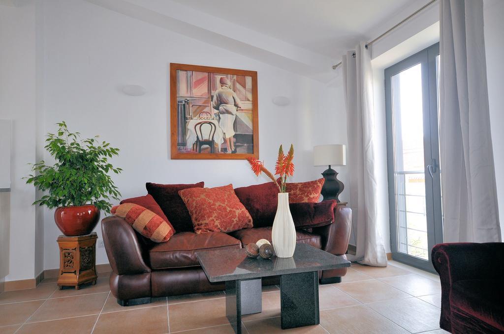 Perola Azul Apartment Lagos Bilik gambar